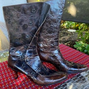 Early 2000's CYDWOQ Float.  Gorgeous Vintage Boot size 39